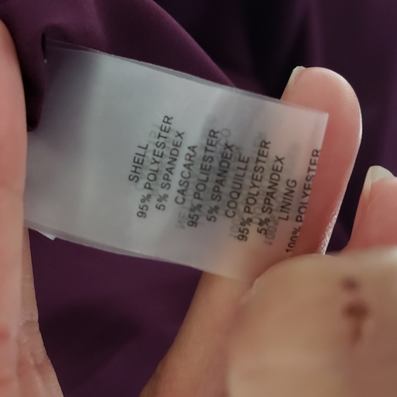 Vince Camuto Wine Off The Shoulder Bell Sleeve Cocktail Gown Dress Size 2 - Picture 9 of 9